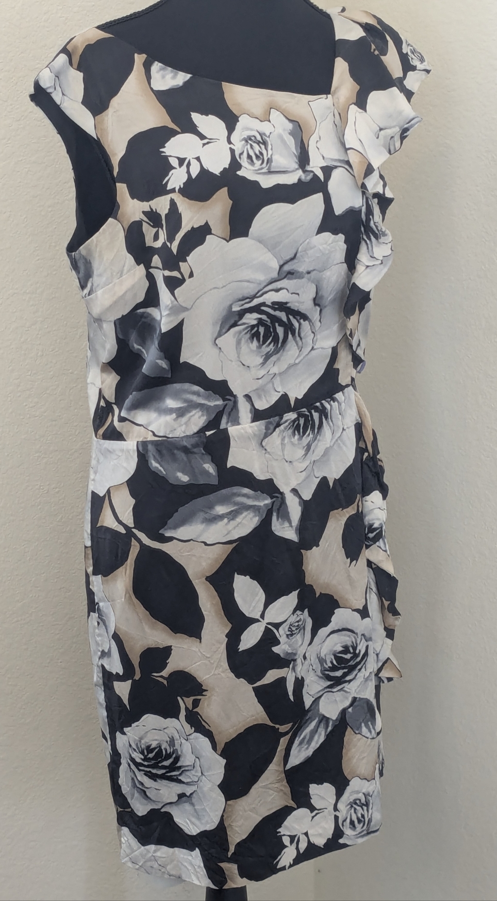 Whbm 100% Silk Floral Sheath Dress Black White Ruffle Shoulder 8